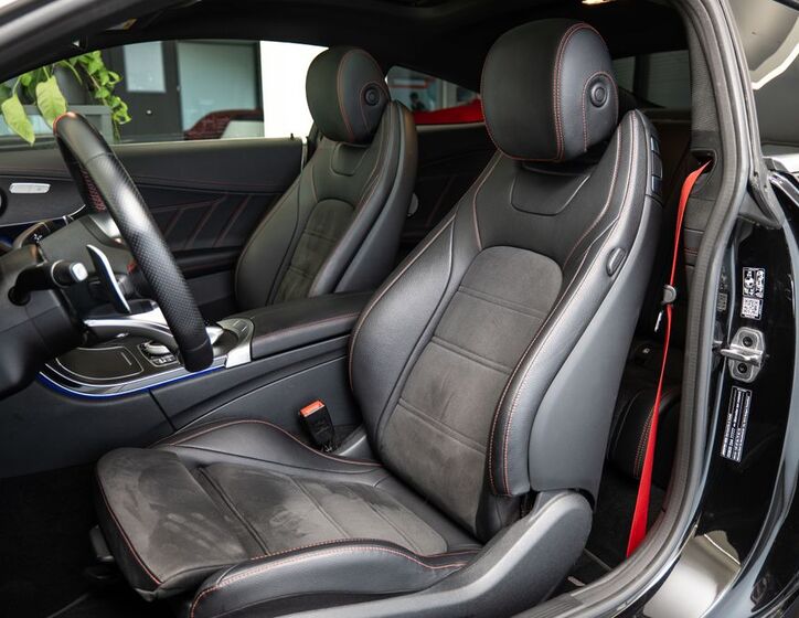 Mercedes-Benz Třídy C 8