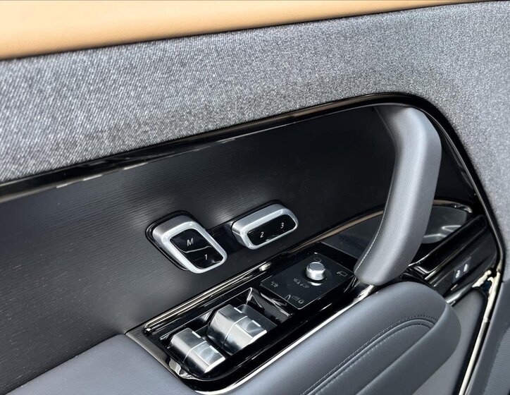 Land Rover Range Rover Sport SUV / Terénní 3,0 l 183 kw