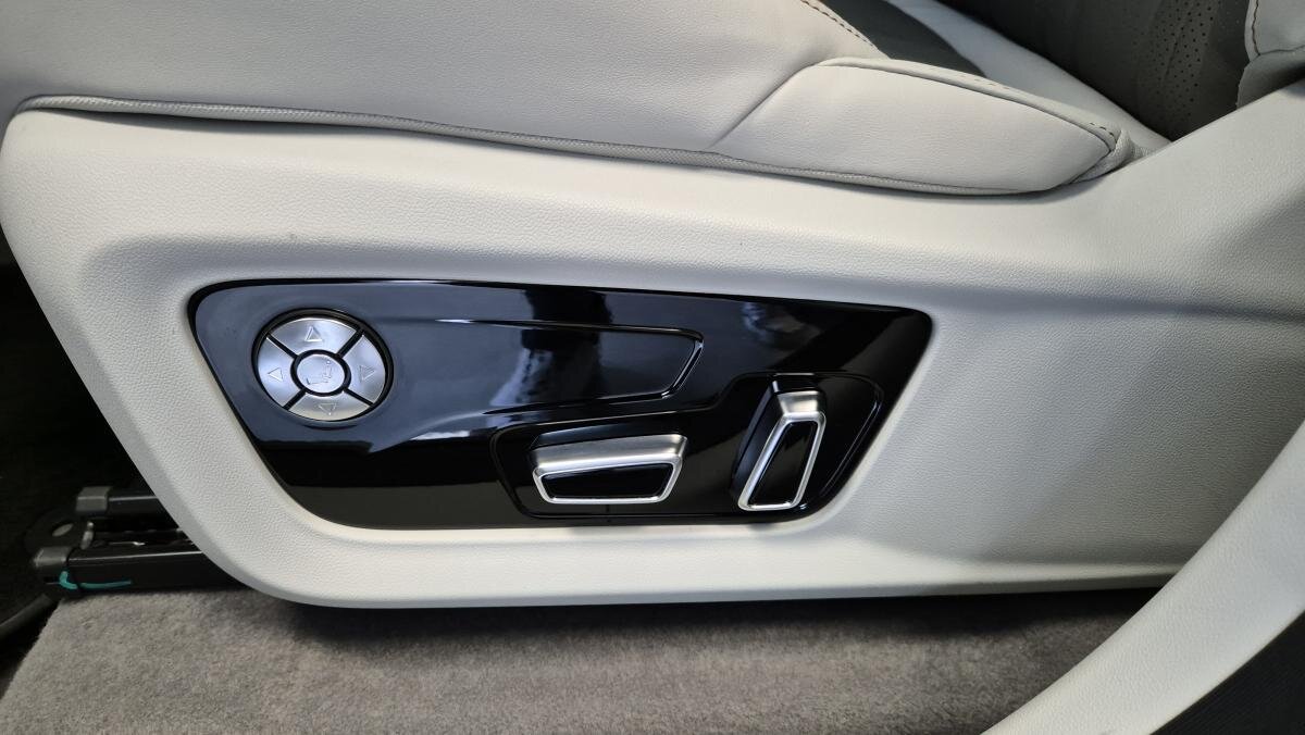 Dongfeng U-Tour MPV 1,5 l 130 kw