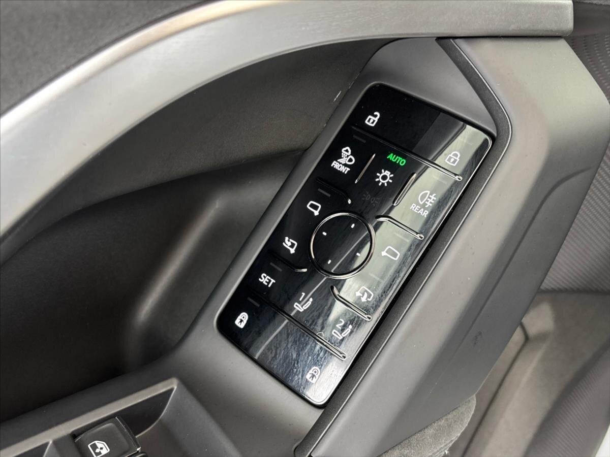 Audi Q5 SUV / Terénní 2,0 l 150 kw