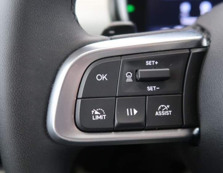 Fiat 600 SUV / Terénní 1,2 l 100 kw