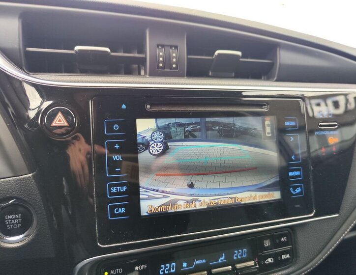 Toyota Auris Kombi 1,6 l 82 kw