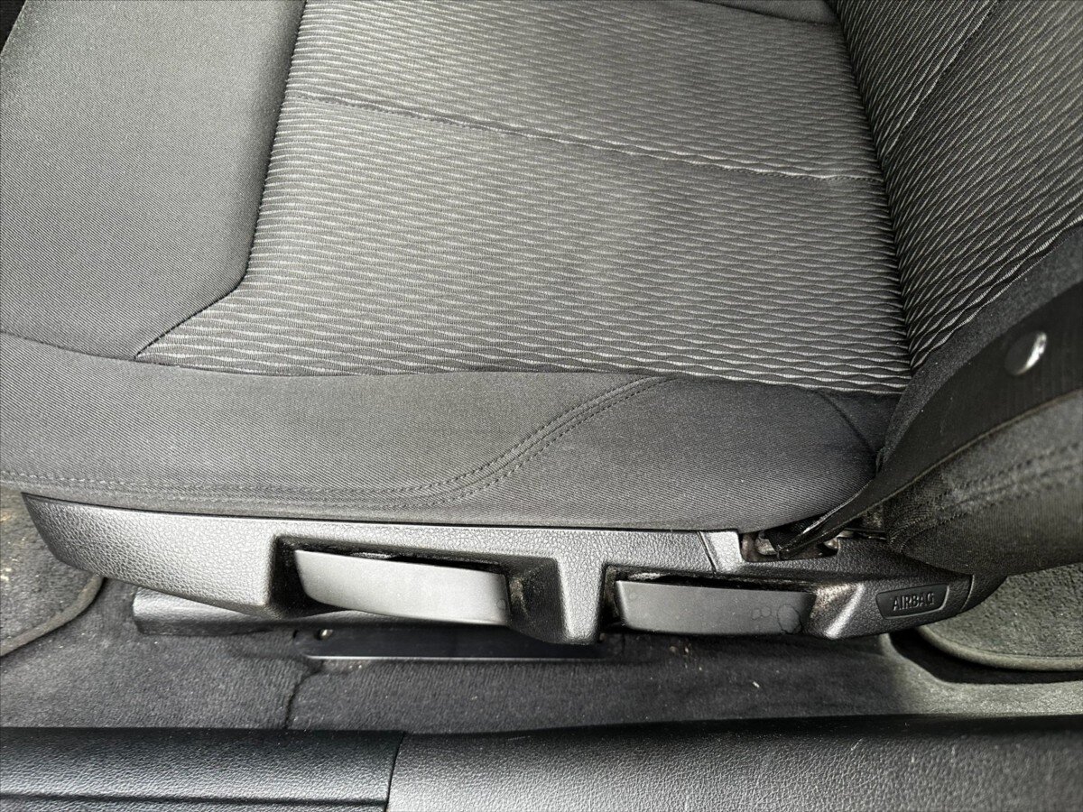 BMW Řada 3 Kombi 2,0 l 120 kw