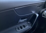 Mercedes-Benz Třídy A Hatchback 1,3 l 120 kw