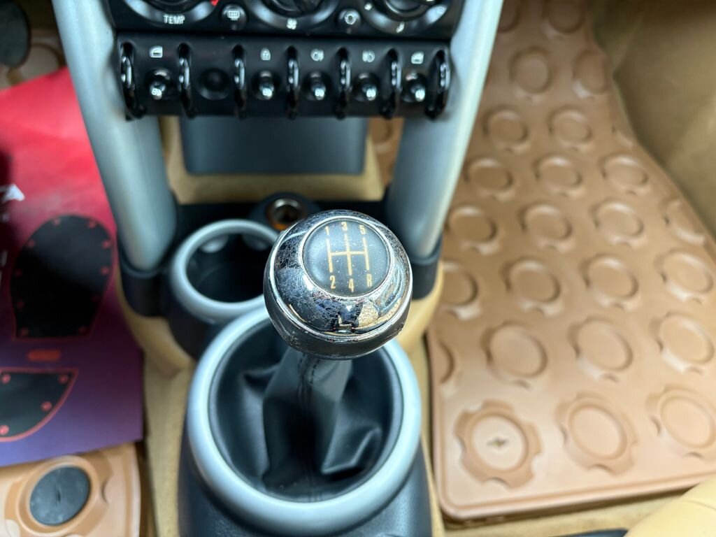 Mini Cooper Hatchback 1,6 l 85 kw