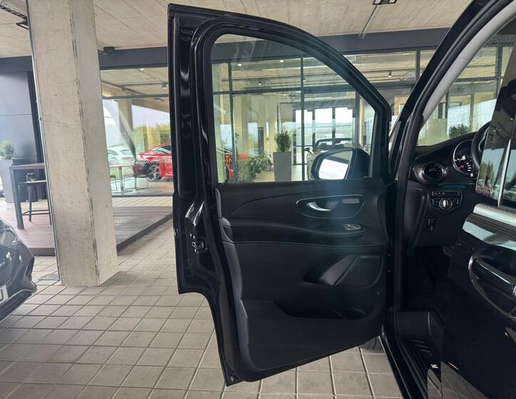 Mercedes-Benz Třídy V 9