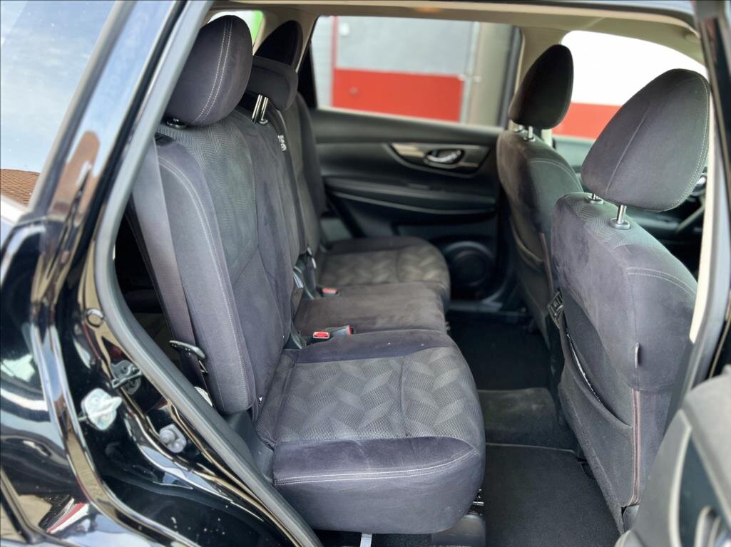 Nissan X-Trail SUV / Terénní 1,6 l 96 kw