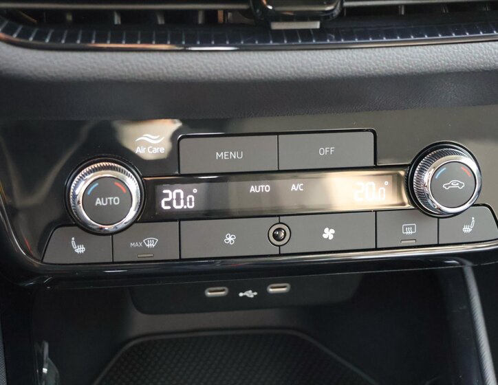 Škoda Fabia Hatchback 999,0 85 kw