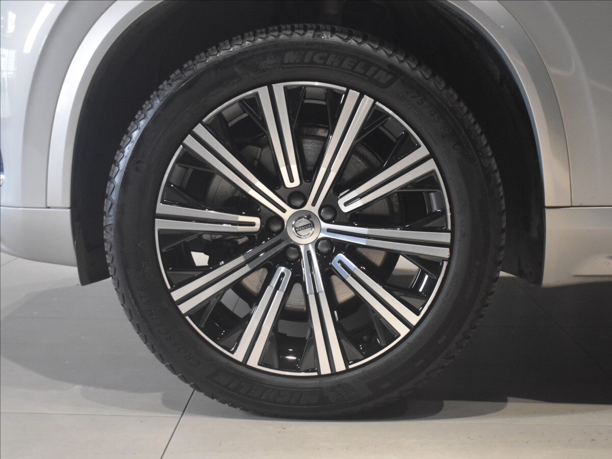 Volvo XC90 SUV / Terénní 2,0 l 173 kw