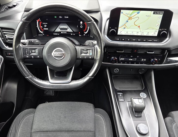 Nissan Qashqai SUV / Terénní 1,3 l 116 kw