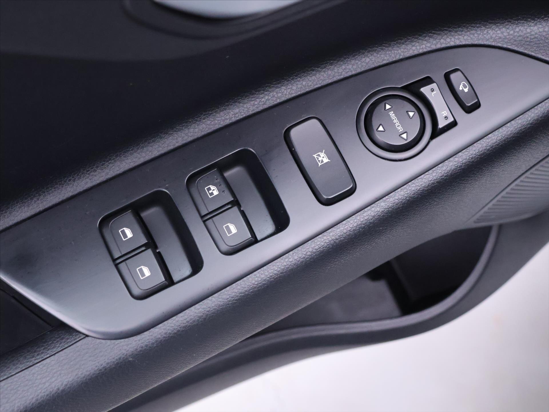 KIA Stonic SUV / Terénní 998,0 88 kw