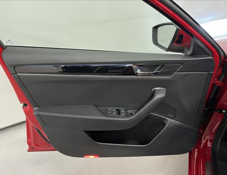 Škoda Superb Liftback 2,0 l 206 kw