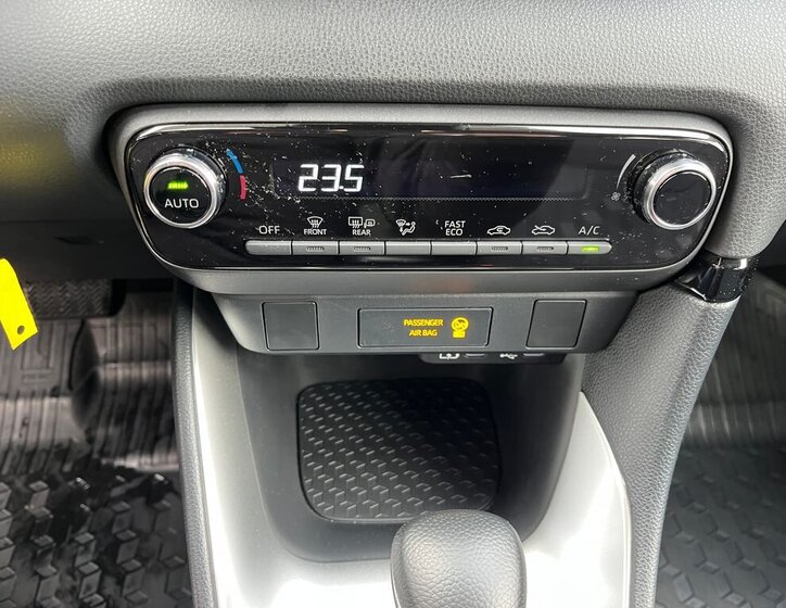 Toyota Yaris Hatchback 1,5 l 68 kw