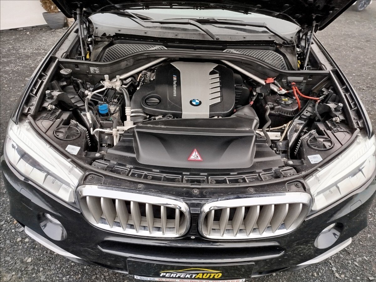 BMW X5 SUV 3,0 l 280 kw