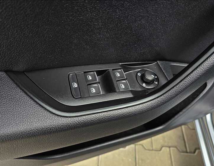 Škoda Superb Kombi 2,0 l 140 kw