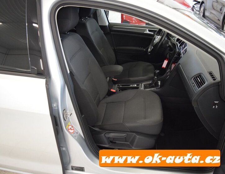 Volkswagen Golf Kombi 1,6 l 85 kw