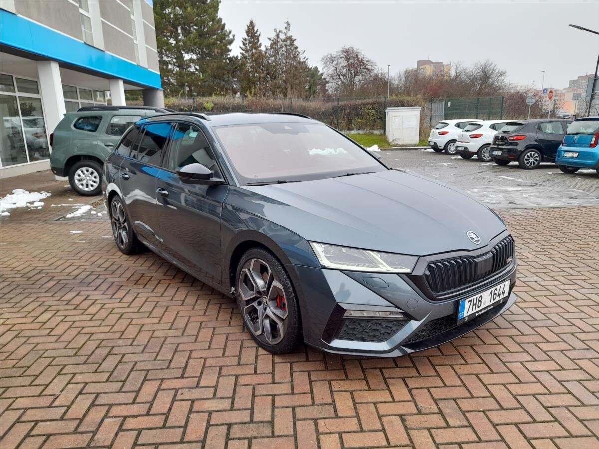 Škoda Octavia Kombi 2,0 l 180 kw