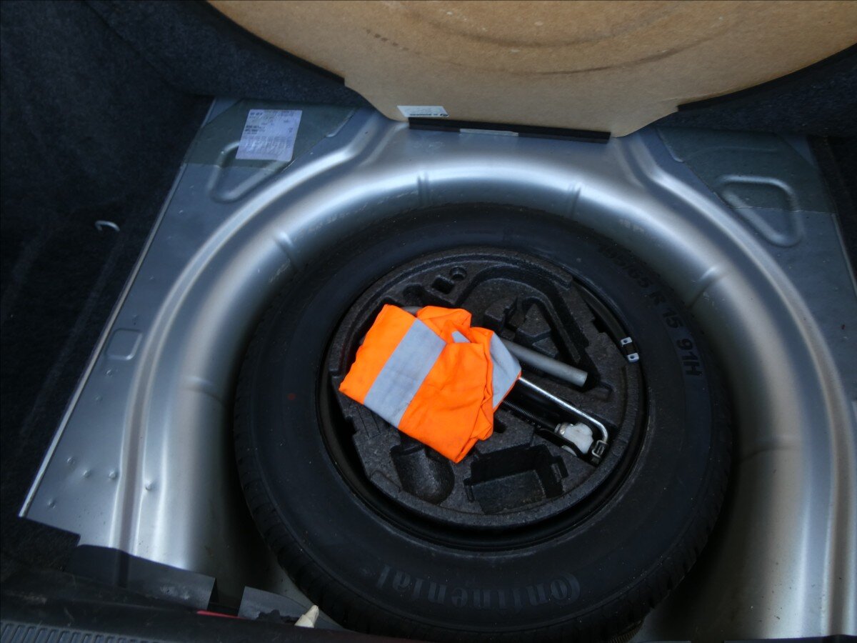 Škoda Octavia Sedan / Limuzína 1,6 l 85 kw