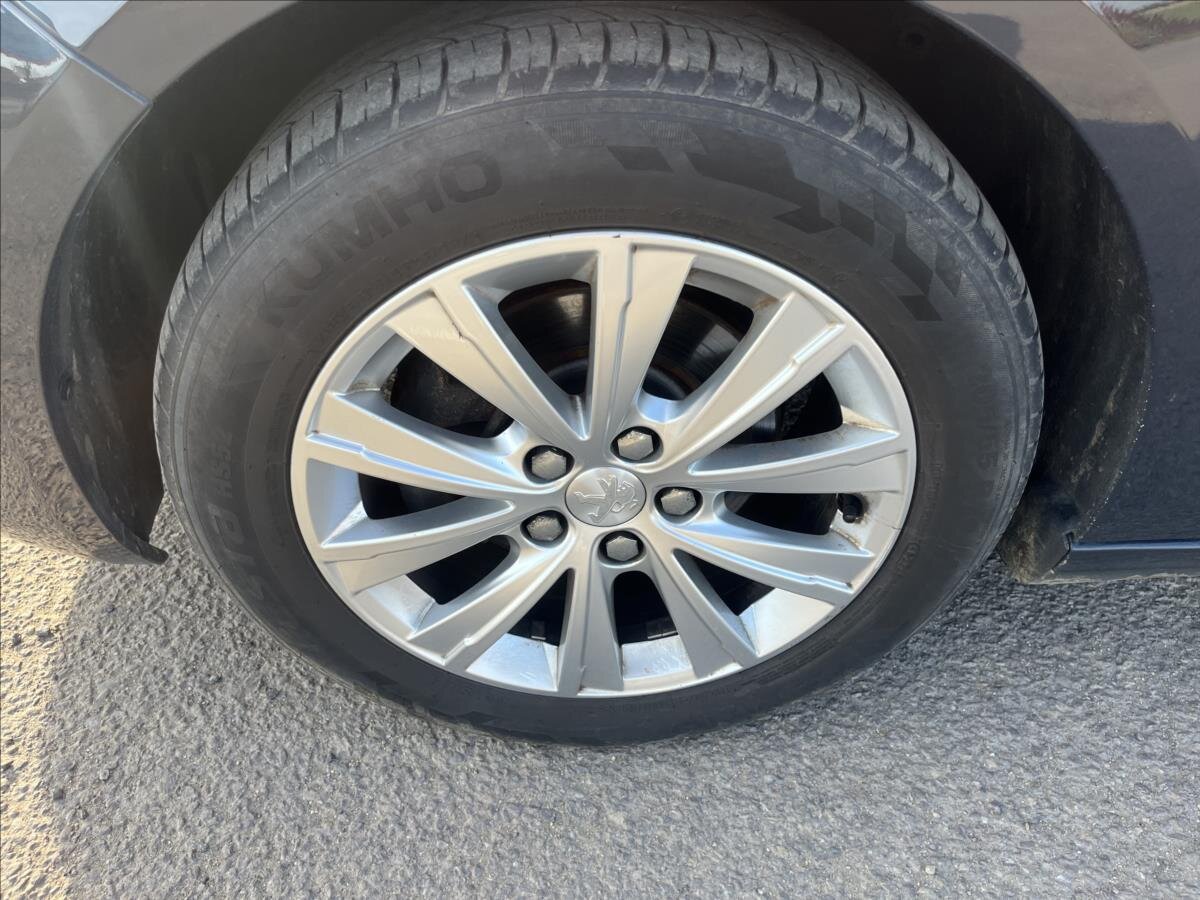 Peugeot 308 Kombi 1,5 l 96 kw