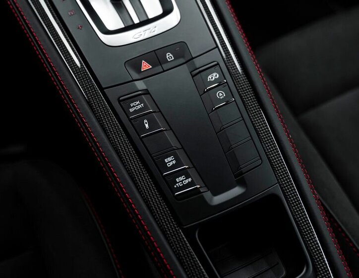 Porsche 718 Hatchback 4,0 l 309 kw