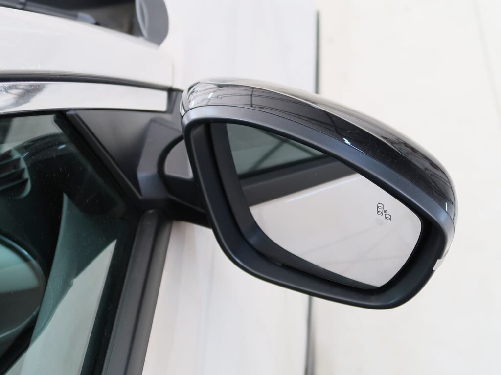 Fiat 600 Hatchback 1,2 l 100 kw