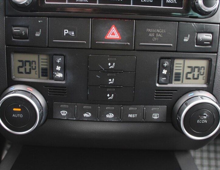 Volkswagen Touareg SUV / Terénní 3,0 l 165 kw