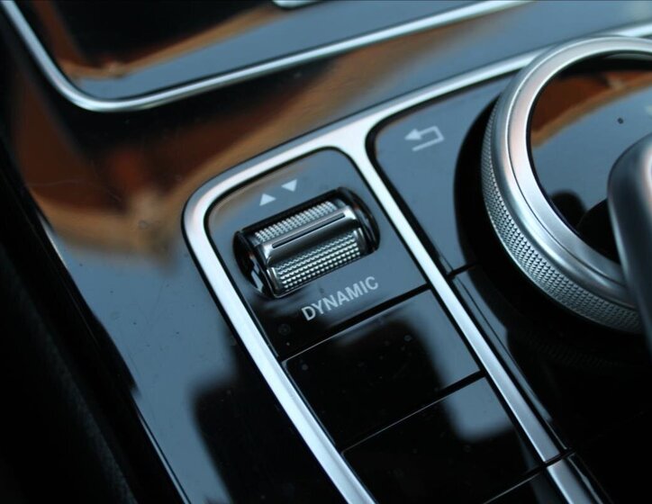 Mercedes-Benz Třídy C Kombi 2,1 l 150 kw