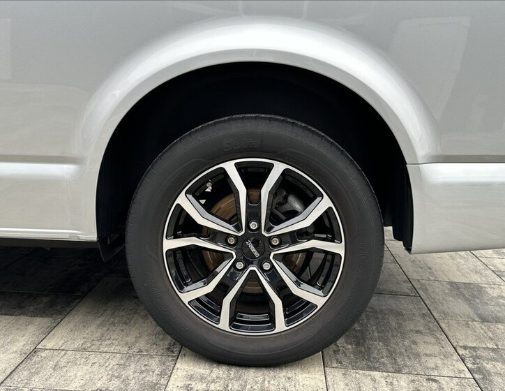 Volkswagen Transporter Kombi 2,0 l 110 kw