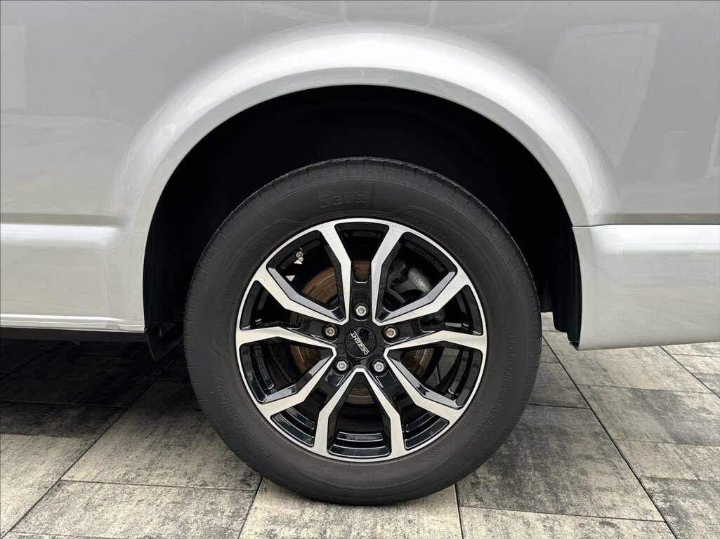 Volkswagen Transporter Kombi 2,0 l 110 kw