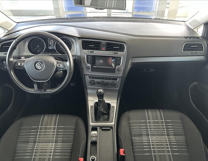 Volkswagen Golf Hatchback 1,2 l 81 kw