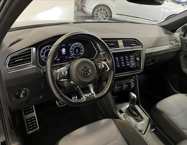Volkswagen Tiguan 6