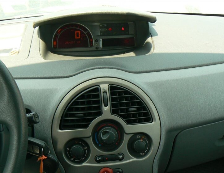 Renault Modus Kombi 1,1 l 55 kw