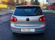 Volkswagen Golf 9