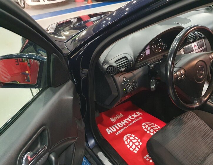 Mercedes-Benz Třídy C Hatchback 1,8 l 105 kw