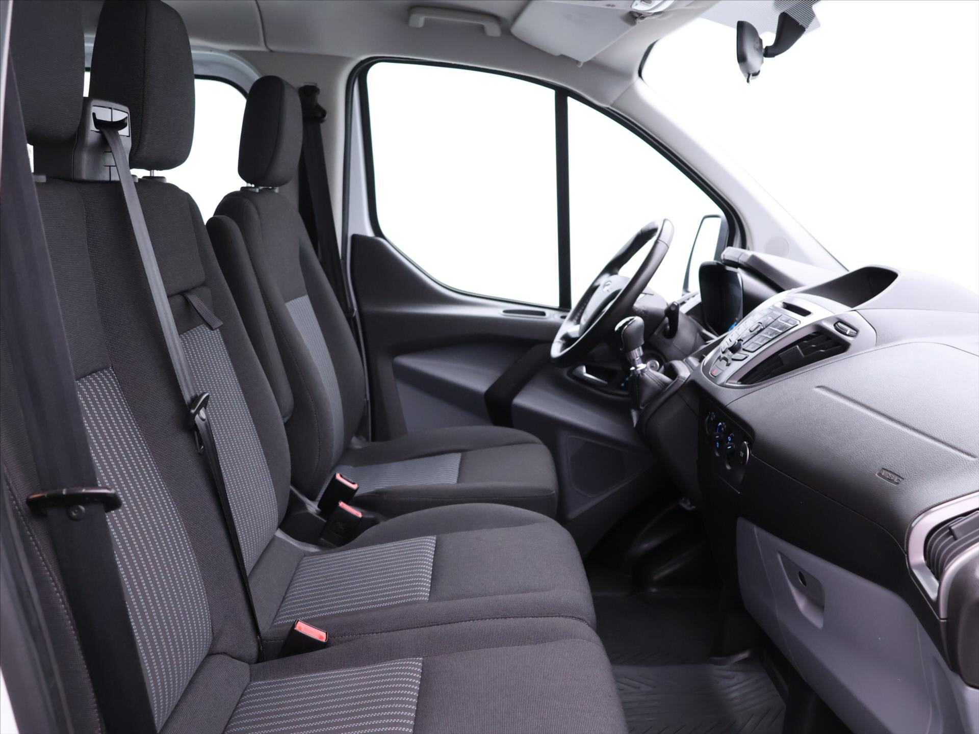 Ford Transit Custom Kombi 2,0 l 77 kw