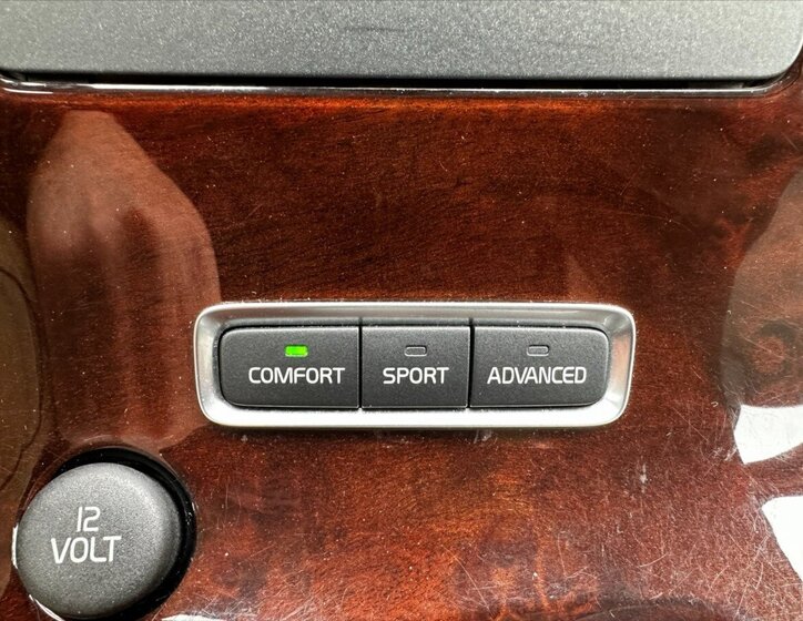 Volvo XC60 SUV / Terénní 2,4 l 136 kw