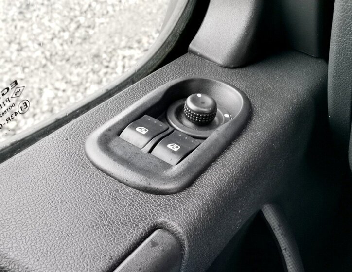 Renault Master Valník 2,3 l 125 kw