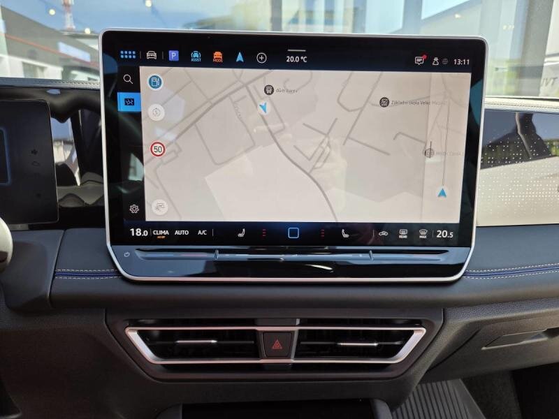 Volkswagen Tiguan SUV 2,0 l 195 kw