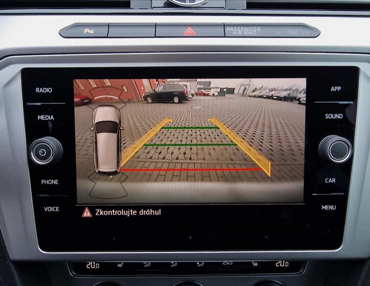 Volkswagen Passat Kombi 1,4 l 110 kw