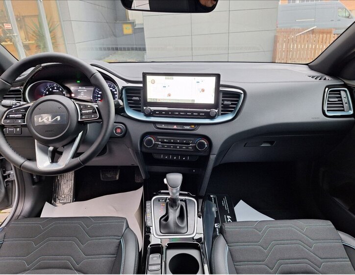 KIA XCeed SUV / Terénní 1,6 l 110 kw