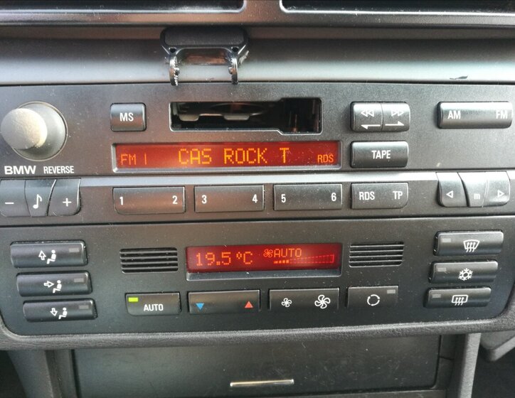 BMW Řada 3 Sedan / Limuzína 2,0 l 100 kw