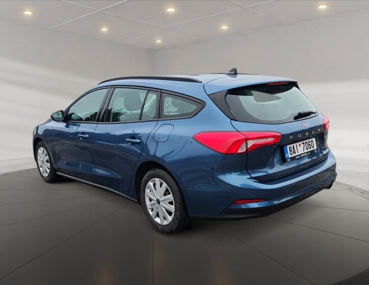 Ford Focus Kombi 999,0 92 kw