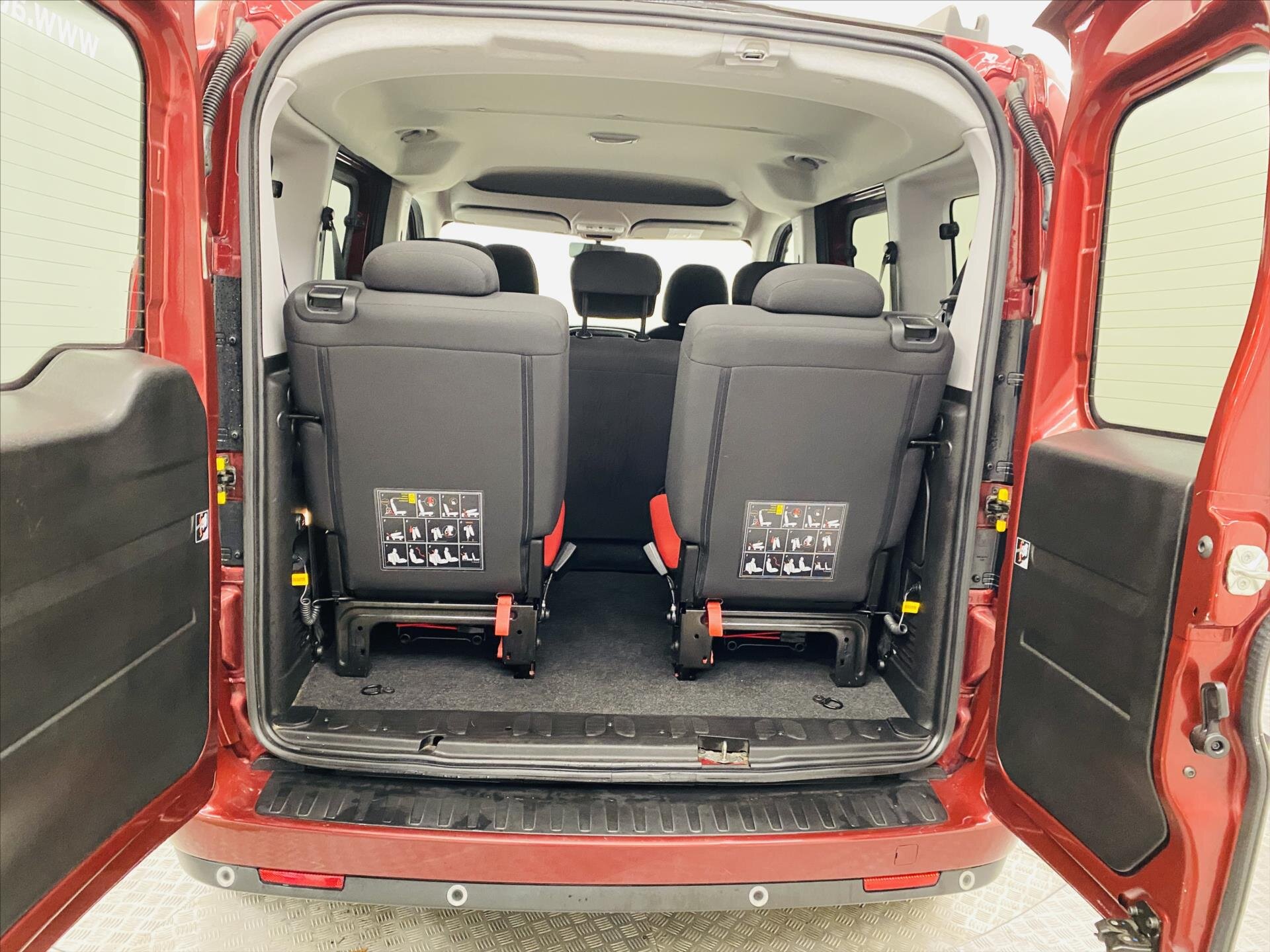 Fiat Dobló MPV 1,4 l 88 kw