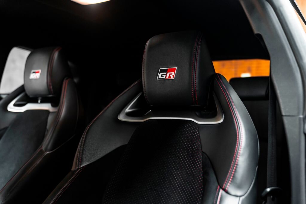 Toyota Yaris Hatchback 1,6 l 192 kw