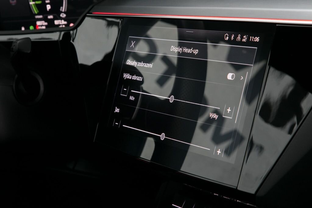 Audi e-tron SUV 0,0 300 kw