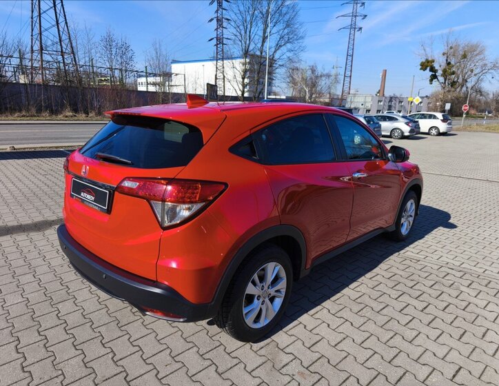 Honda HR-V SUV / Terénní 1,5 l 96 kw