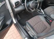 Toyota Yaris Cross 9