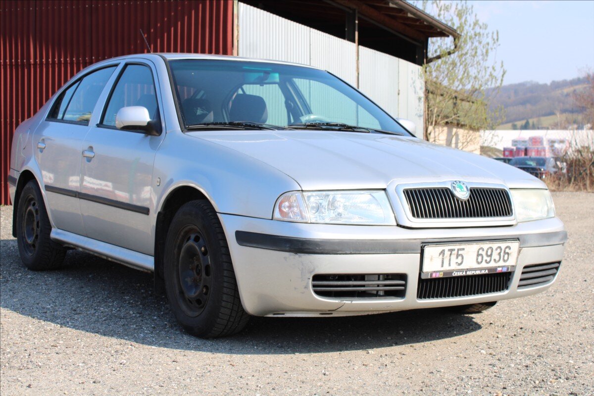 Škoda Octavia Liftback 1,6 l 74 kw