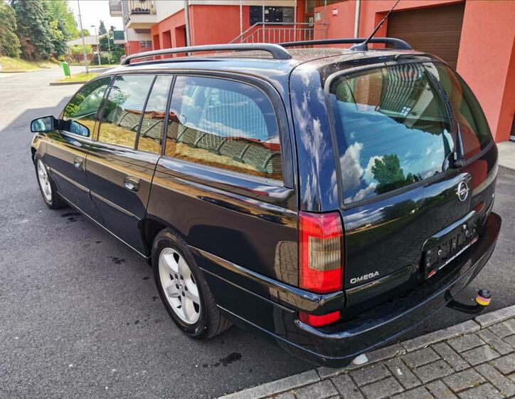 Opel Omega 8