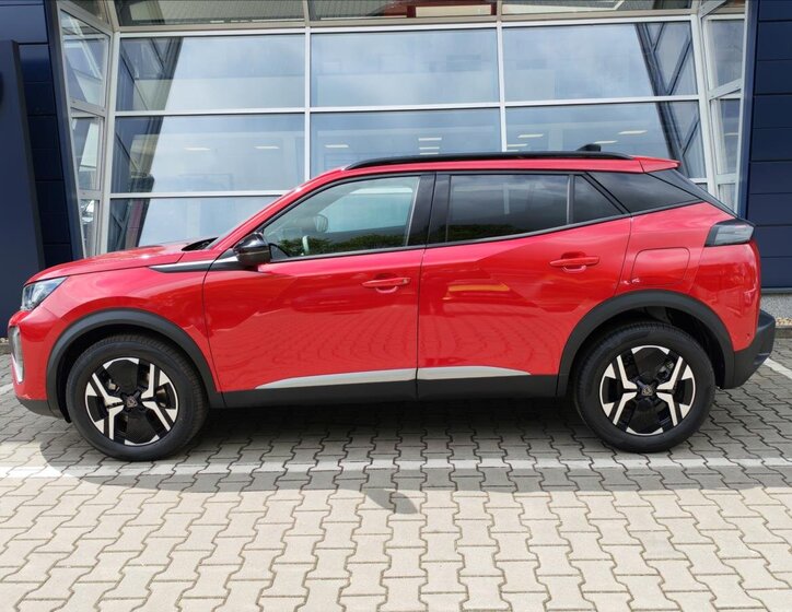 Peugeot 2008 SUV / Terénní 1,2 l 107 kw